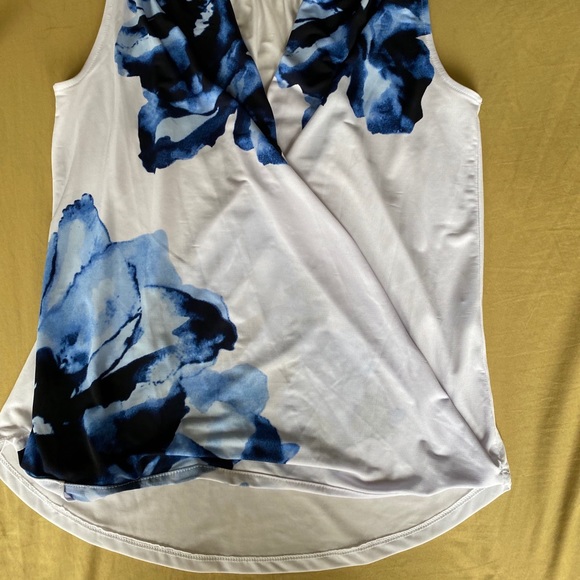 Woman’s tank top (Brand new) - Picture 2 of 2